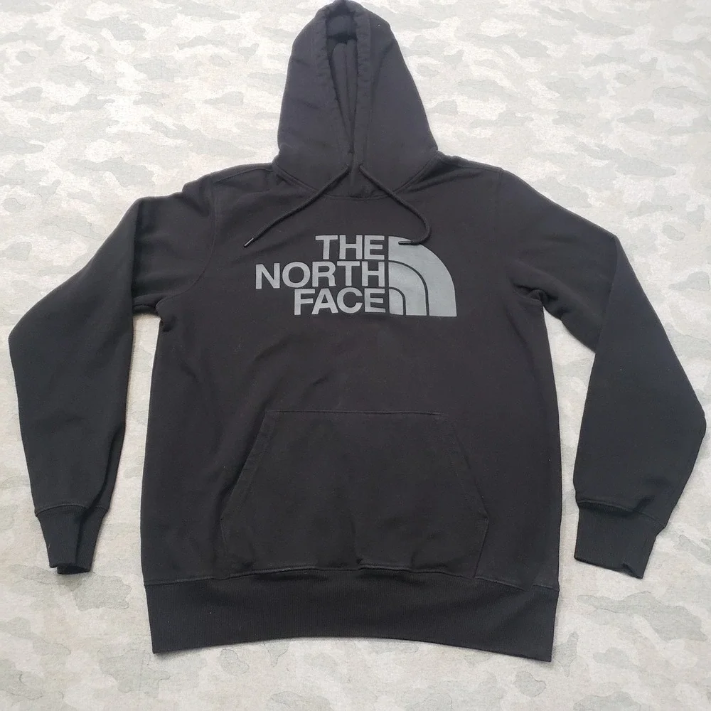 The North Face Sweatshirt Mens Medium Black Pullover Outdoor Hoodie Gorpcore